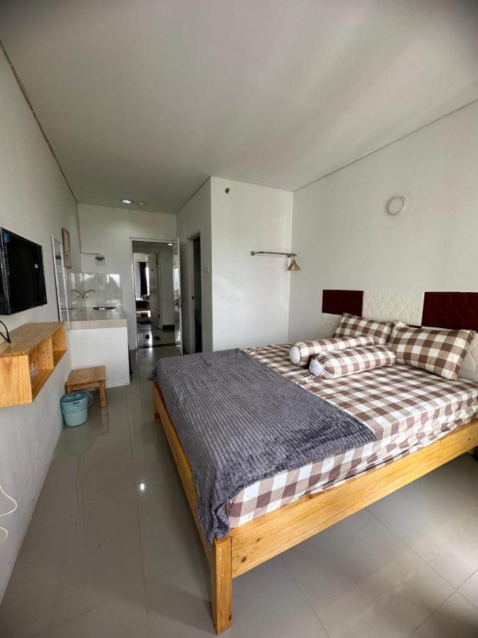 Apartment Grand Sentraland Karawang Manage By Laguna Room 외부 사진