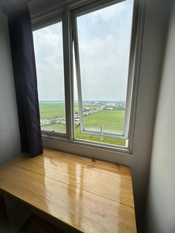 Apartment Grand Sentraland Karawang Manage By Laguna Room 외부 사진