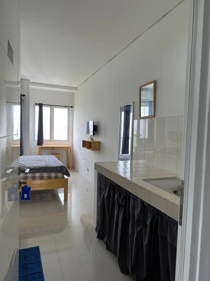 Apartment Grand Sentraland Karawang Manage By Laguna Room 외부 사진